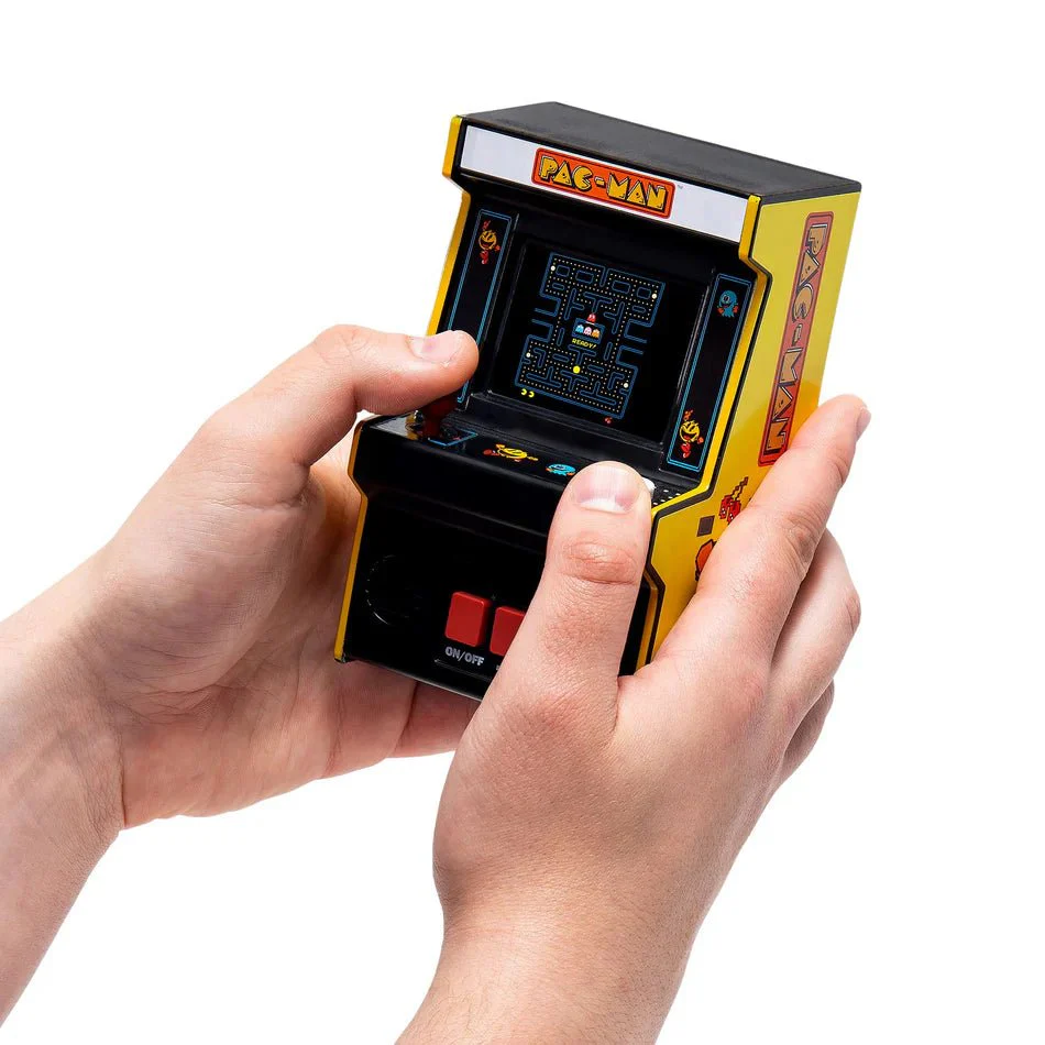 PacMan - Handheld Arcade Game