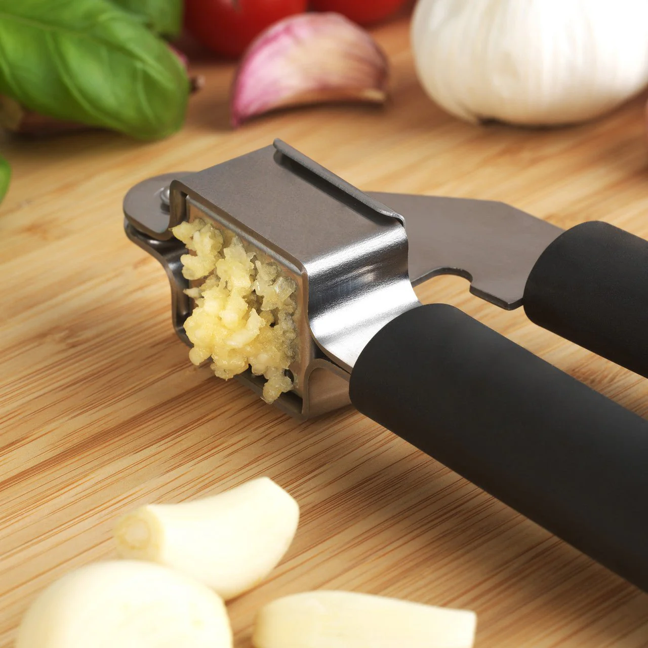 Progress Shimmer Green Garlic Press - Image 3