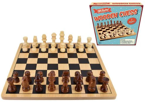 Retro Wooden Chess Game - Image 2