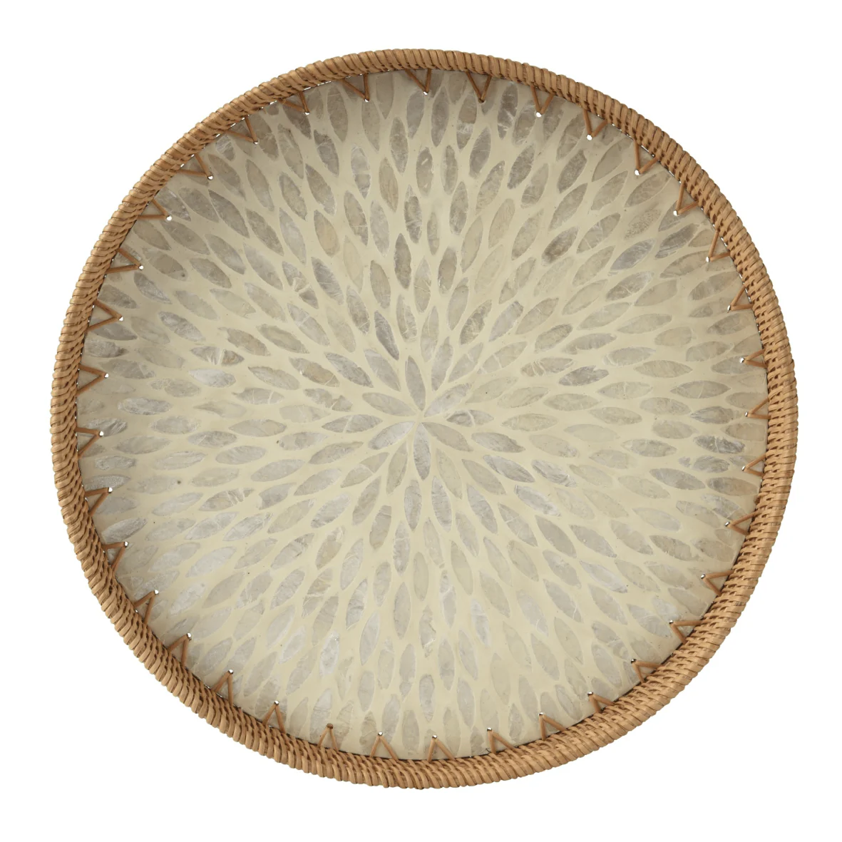Round Rattan Tray with Natural Petal Pattern – 38cm