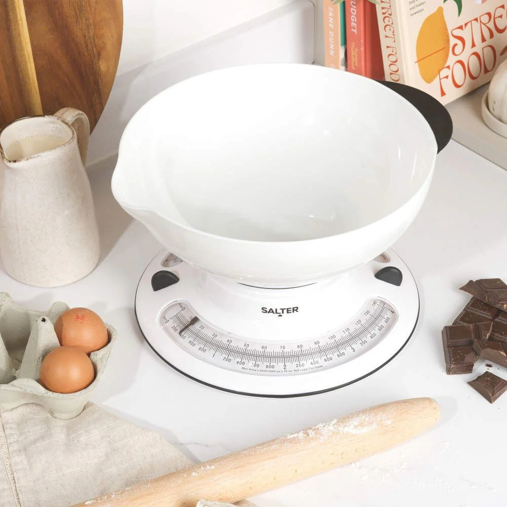 Salter Aquaweigh Mechanical Kitchen Scale – White - Image 2