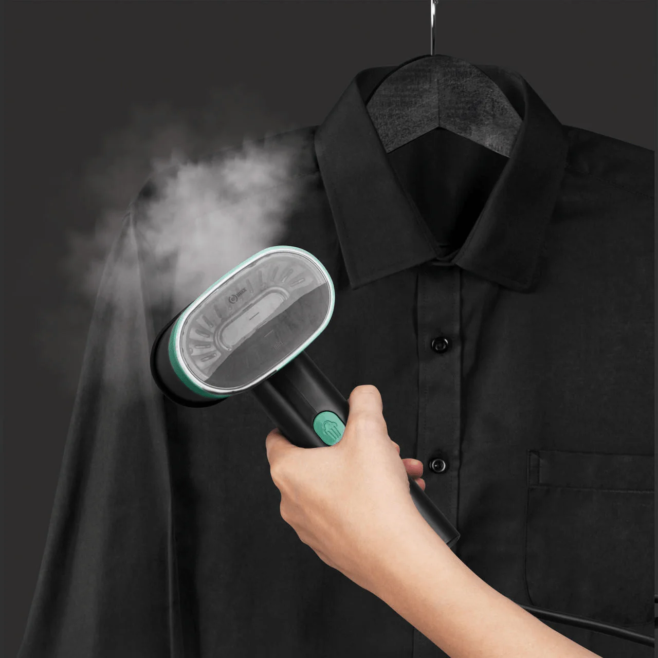 Salter Portable Garment Steamer - Image 3