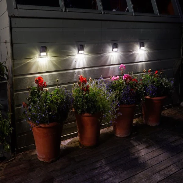Solar Fence, Wall & Post 3 Lumen Light, 4 Pack