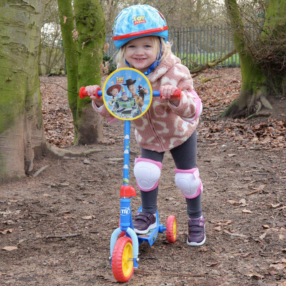 Toy Story Deluxe Tri Scooter - Image 2