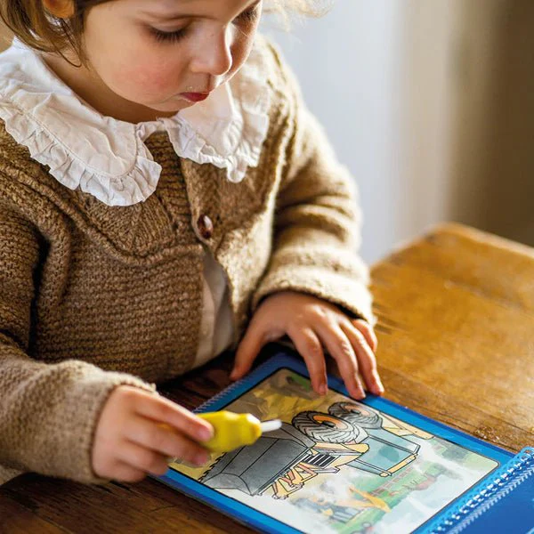 Tractor Ted Magic Painting Book - Diggers - Image 3