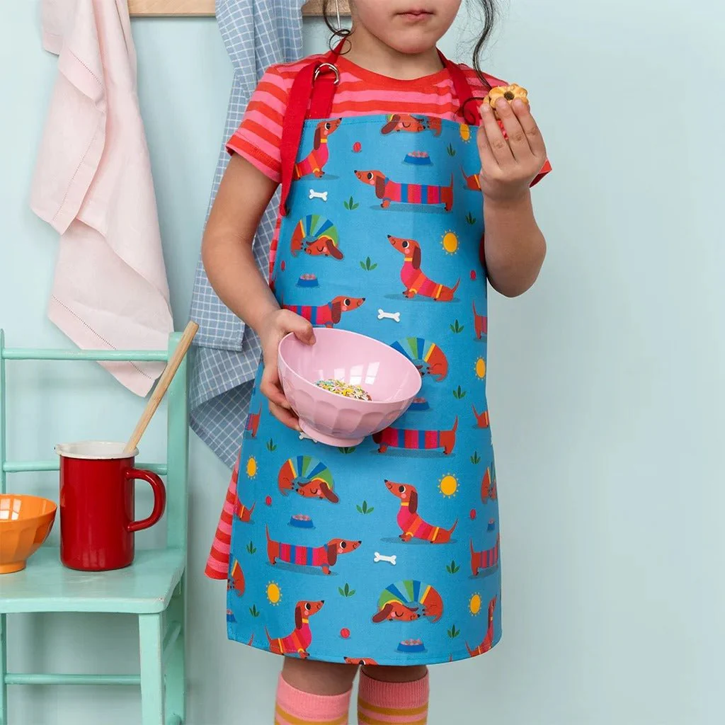 Wipeable Cotton Children's Apron – Sunny Sausage Dog Print - Image 2