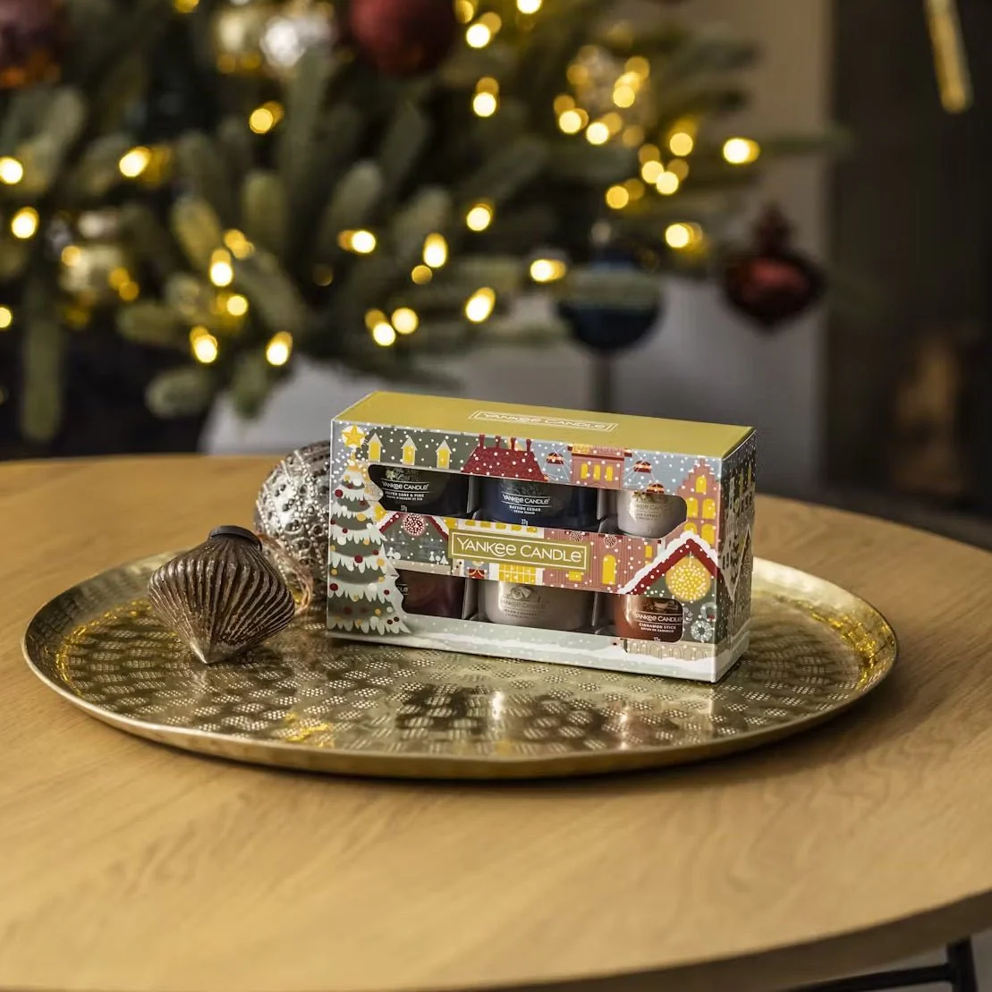 Yankee Candle Gift Set with 6 Mini Candles - Image 2